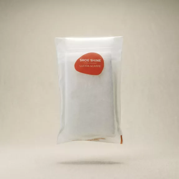 Touch line shoe polish in a sachet